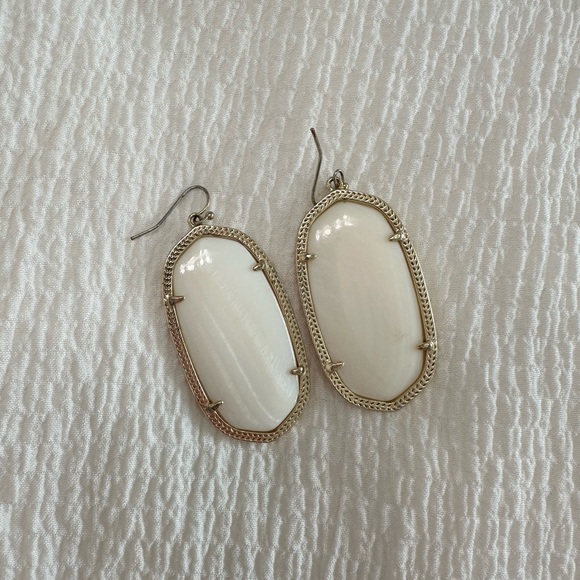 Kendra Scott White Danielle Earrings - Picture 1 of 1